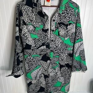 Romper Jean short long sleeves perfect for rodeo size small